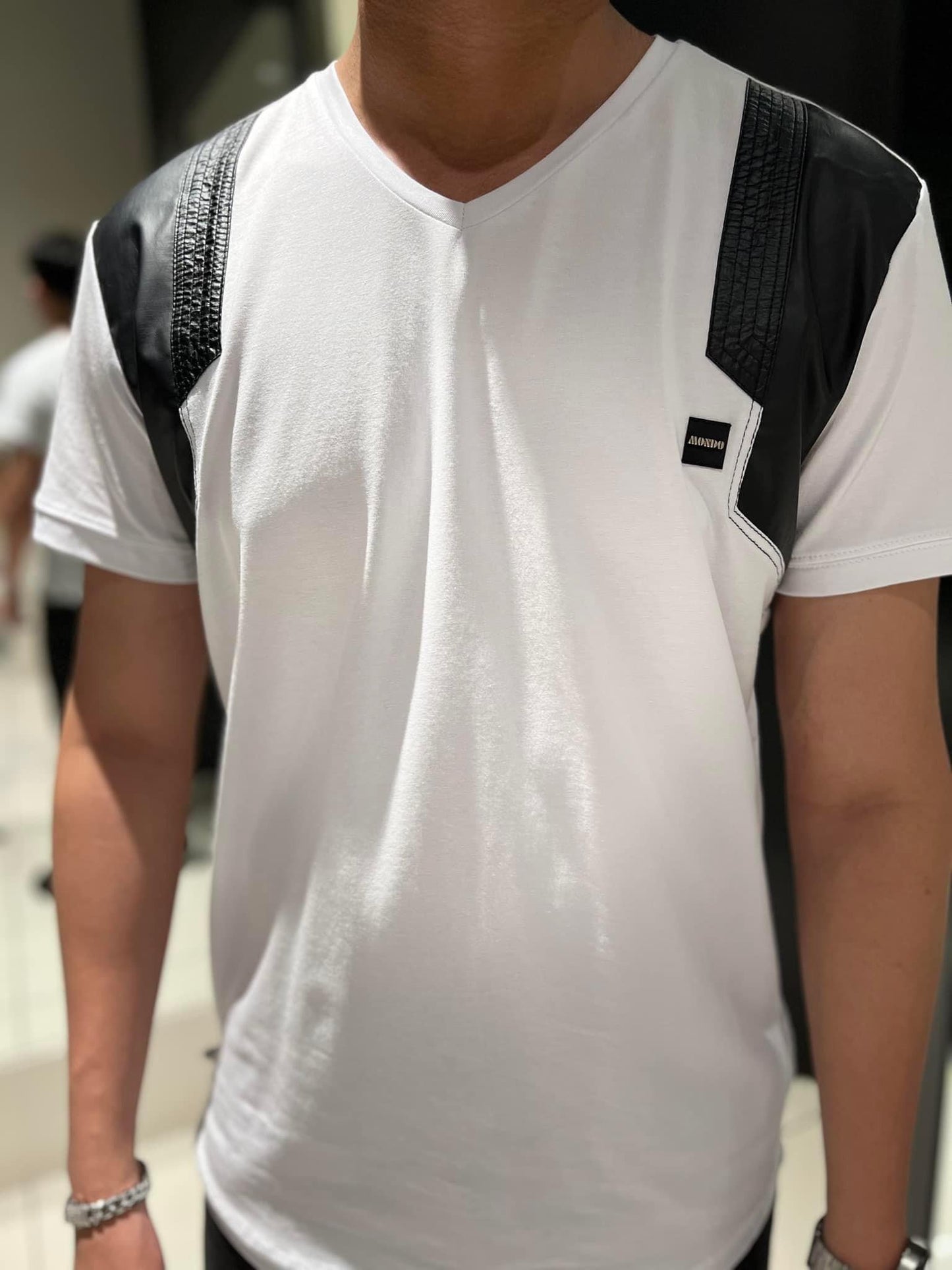 Mondo T Shirt